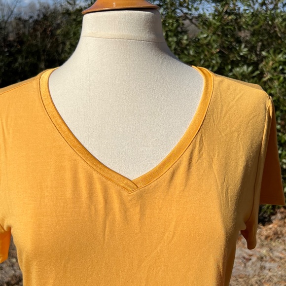 H By Halston  EssentialsSize S - Picture 3 of 12